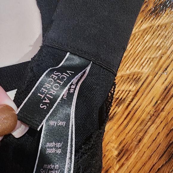 Stylish Women's Intimates Set - Blue, Red, Pink - Picture 8 of 14